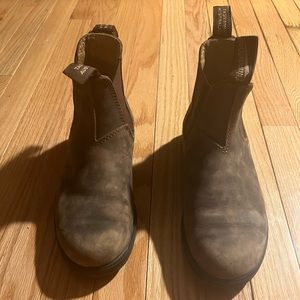 Blundstone Rustic Brown Women’s Hiking Boots